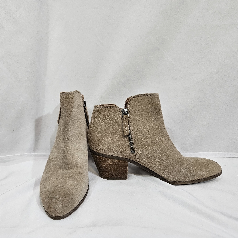 Frye & Co. Judith heeled suede booties women's size 9